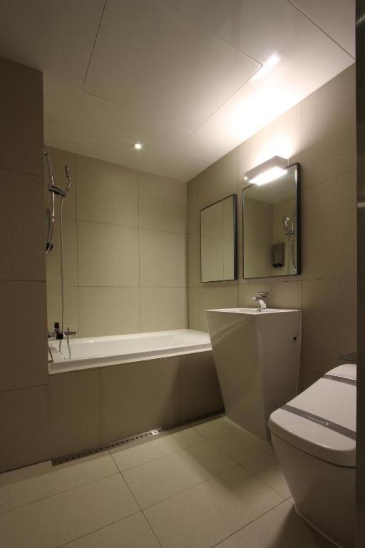 บูทิกเต็ล เค โออิโดะ Hotel ซีฮึง ภายนอก รูปภาพ
