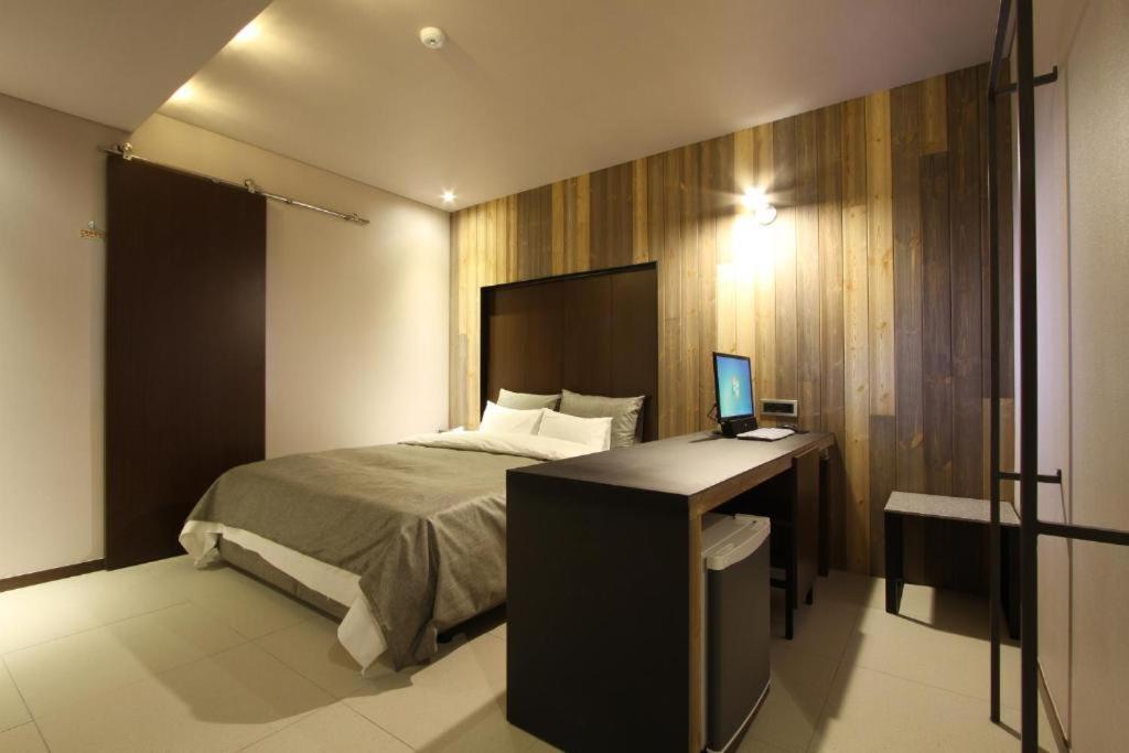บูทิกเต็ล เค โออิโดะ Hotel ซีฮึง ภายนอก รูปภาพ