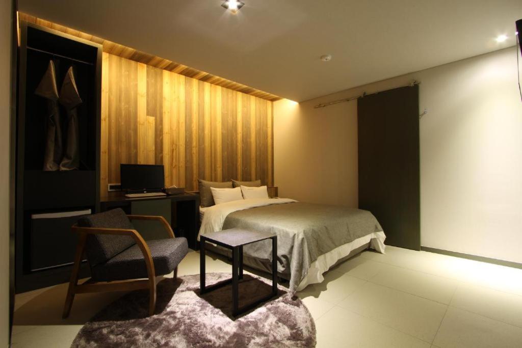 บูทิกเต็ล เค โออิโดะ Hotel ซีฮึง ภายนอก รูปภาพ