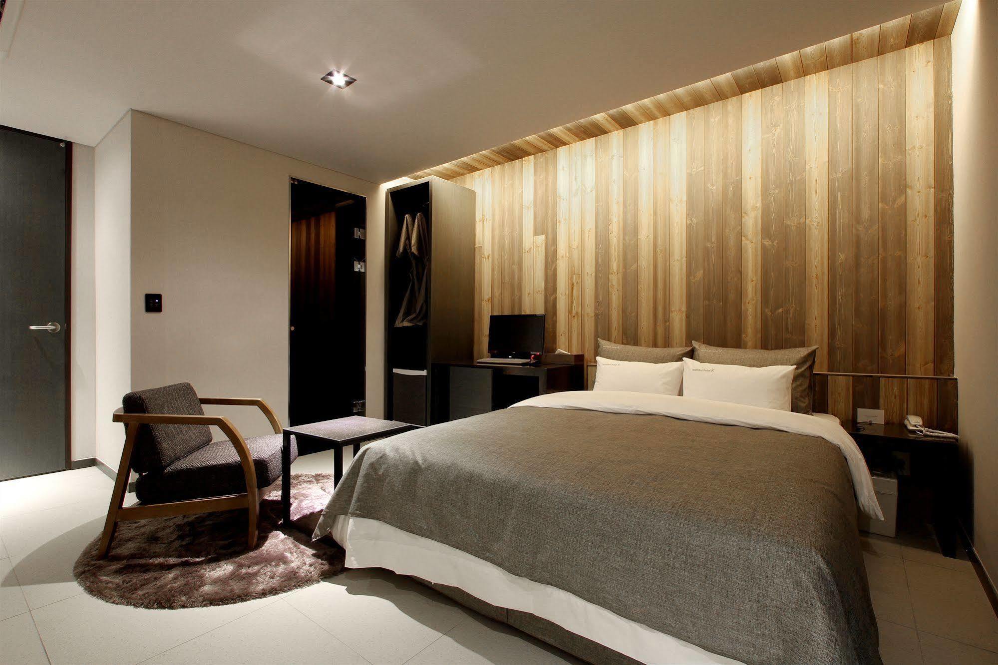 บูทิกเต็ล เค โออิโดะ Hotel ซีฮึง ภายนอก รูปภาพ